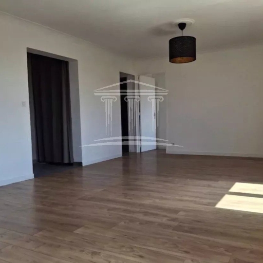  Annonces CARPENTRAS : Appartement | SORGUES (84700) | 66 m2 | 100 000 &euro; 