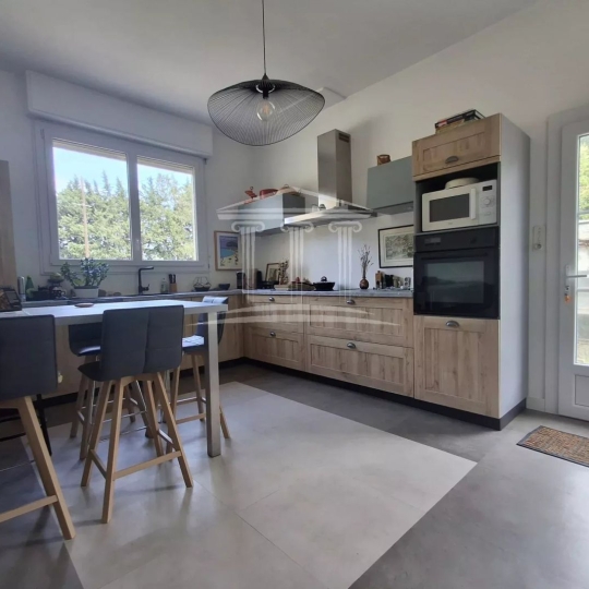  Annonces CARPENTRAS : Maison / Villa | SORGUES (84700) | 163 m2 | 450 000 &euro; 
