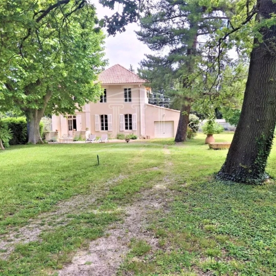  Annonces CARPENTRAS : Maison / Villa | SORGUES (84700) | 163 m2 | 450 000 &euro; 