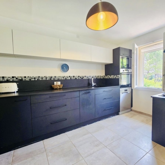  Annonces CARPENTRAS : Maison / Villa | VACQUEYRAS (84190) | 217 m2 | 660 000 &euro; 