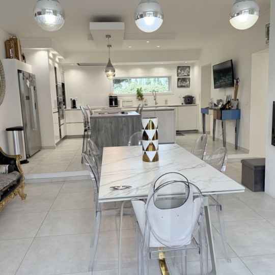  Annonces CARPENTRAS : Maison / Villa | JONQUIERES (84150) | 450 m2 | 850 000 &euro; 