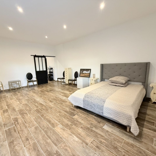  Annonces CARPENTRAS : Maison / Villa | JONQUIERES (84150) | 450 m2 | 850 000 &euro; 