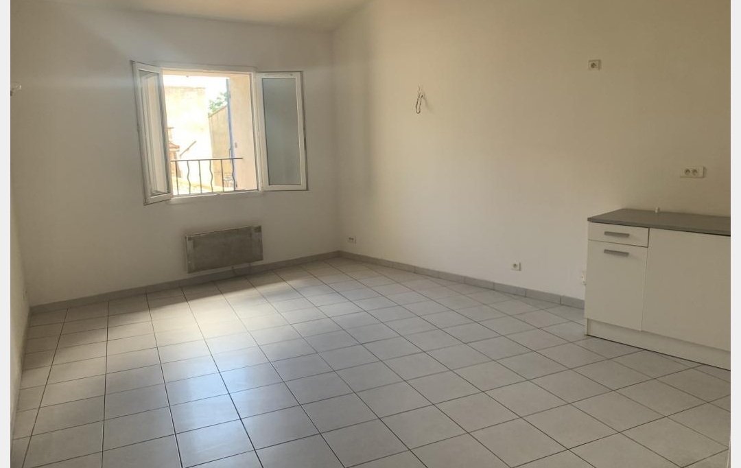 Annonces CARPENTRAS : Appartement | SORGUES (84700) | 38 m2 | 527 &euro; 