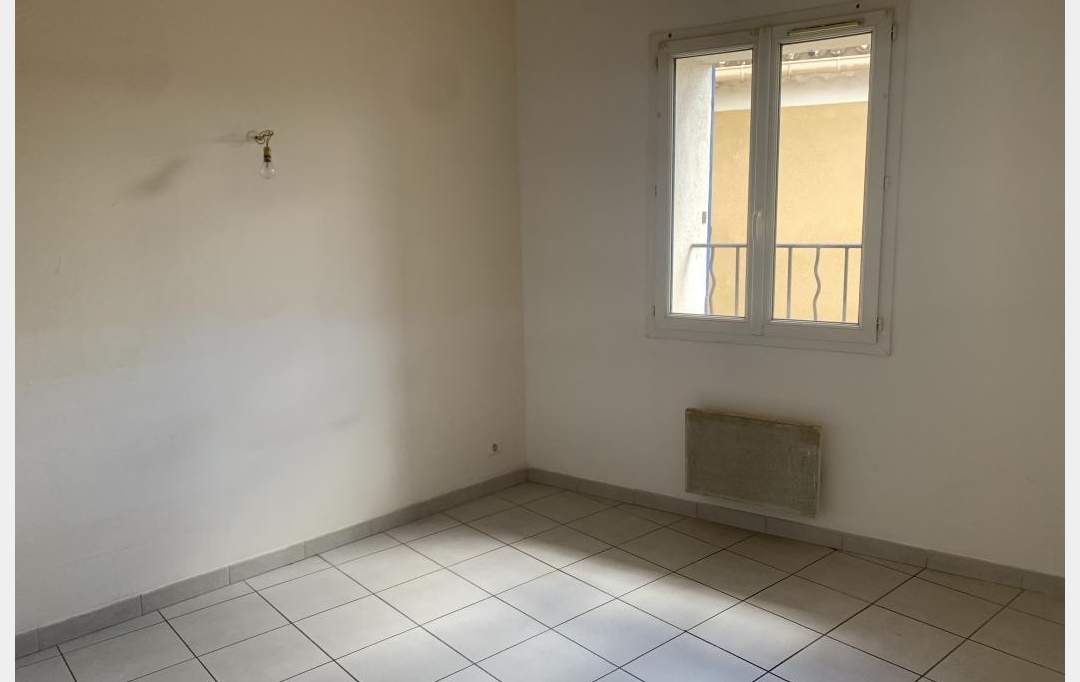 Annonces CARPENTRAS : Appartement | SORGUES (84700) | 38 m2 | 527 &euro; 