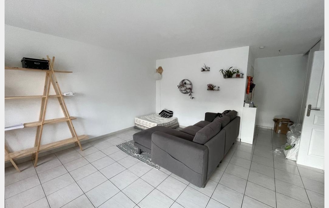 Annonces CARPENTRAS : Appartement | SORGUES (84700) | 65 m2 | 750 &euro; 