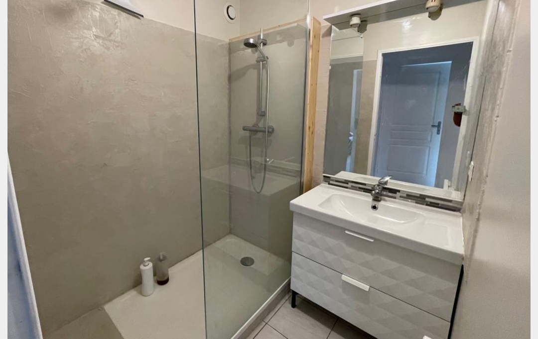 Annonces CARPENTRAS : Appartement | SORGUES (84700) | 65 m2 | 750 &euro; 