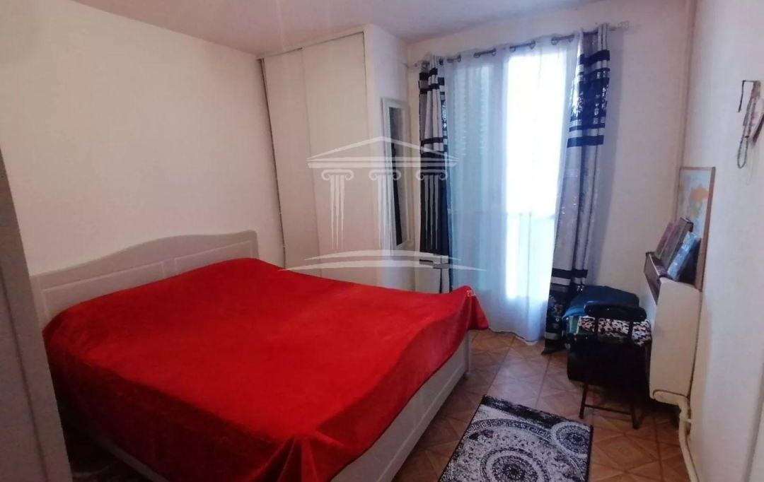 Annonces CARPENTRAS : Appartement | SORGUES (84700) | 72 m2 | 76 000 &euro; 