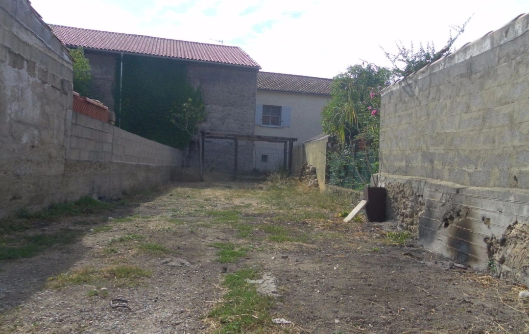 Annonces CARPENTRAS : Maison / Villa | SORGUES (84700) | 126 m2 | 85 000 &euro; 