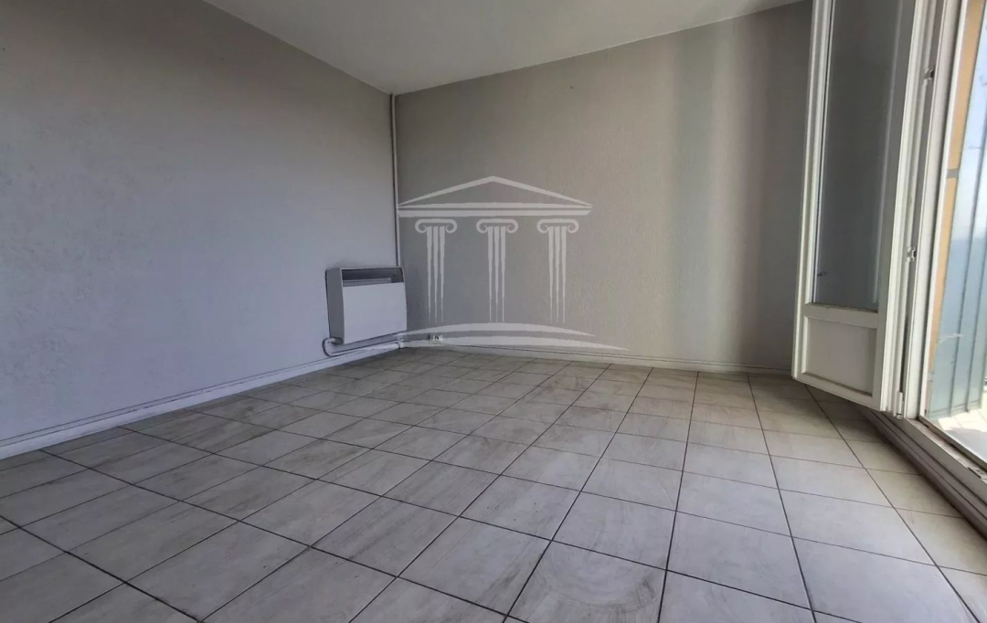 Annonces CARPENTRAS : Appartement | SORGUES (84700) | 57 m2 | 71 000 &euro; 