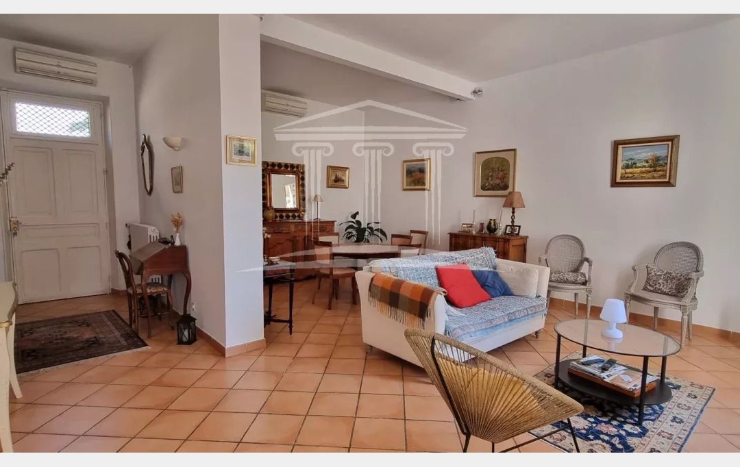 Annonces CARPENTRAS : Maison / Villa | SORGUES (84700) | 185 m2 | 550 000 &euro; 
