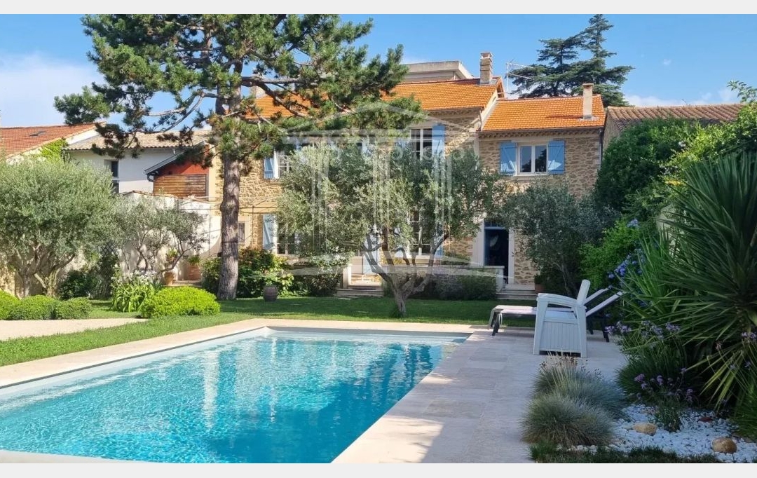 Annonces CARPENTRAS : Maison / Villa | SORGUES (84700) | 185 m2 | 550 000 &euro; 