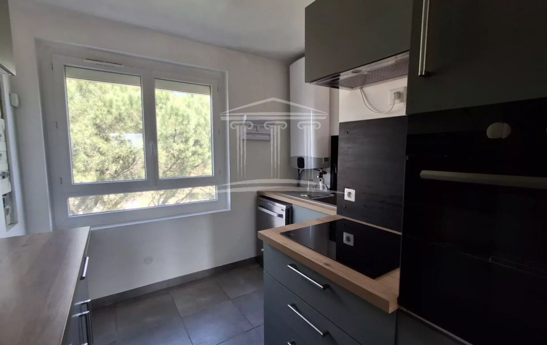 Annonces CARPENTRAS : Appartement | SORGUES (84700) | 66 m2 | 100 000 &euro; 