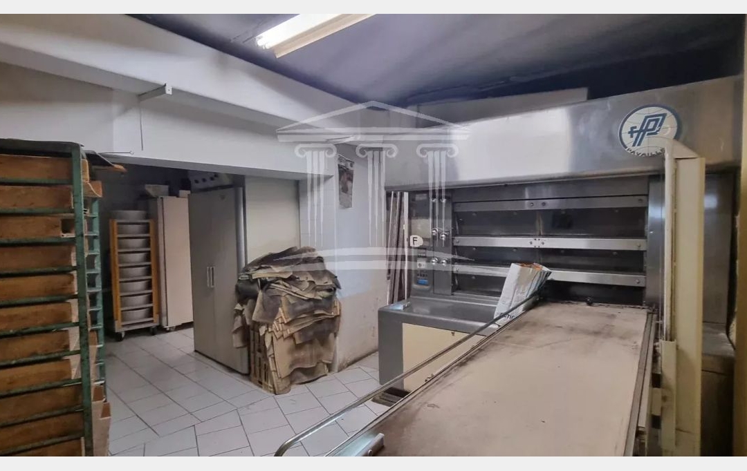 Annonces CARPENTRAS : Immeuble | SORGUES (84700) | 238 m2 | 199 000 &euro; 