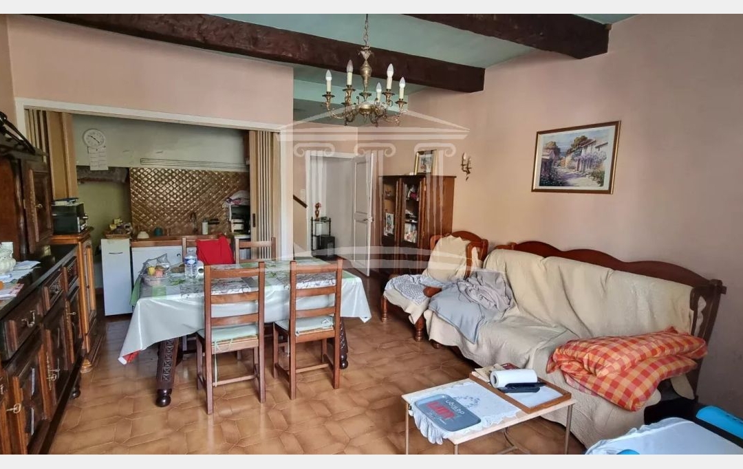 Annonces CARPENTRAS : Immeuble | SORGUES (84700) | 238 m2 | 199 000 &euro; 
