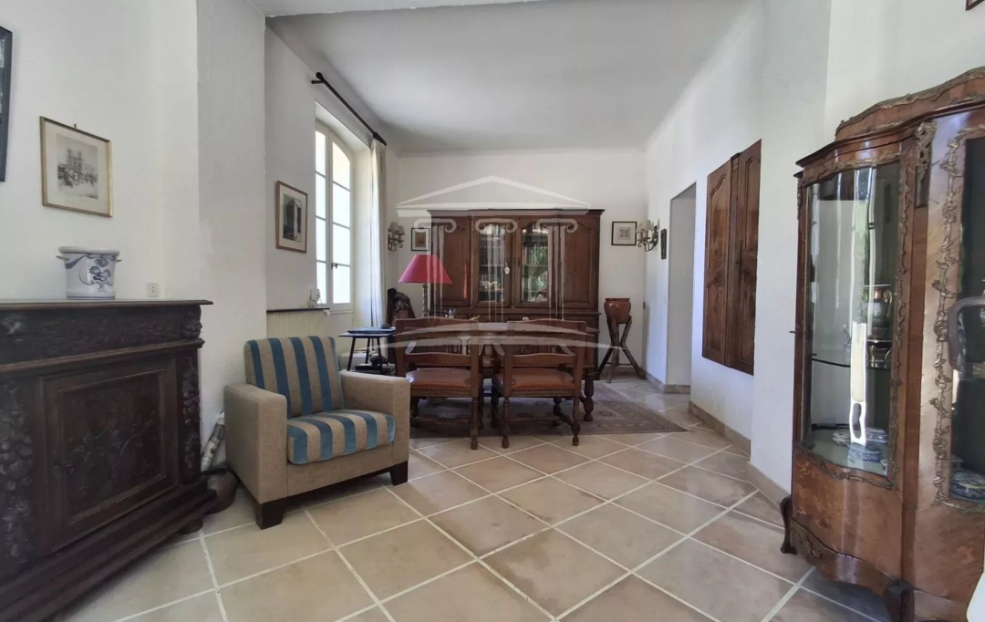 Annonces CARPENTRAS : Maison / Villa | SORGUES (84700) | 163 m2 | 450 000 &euro; 