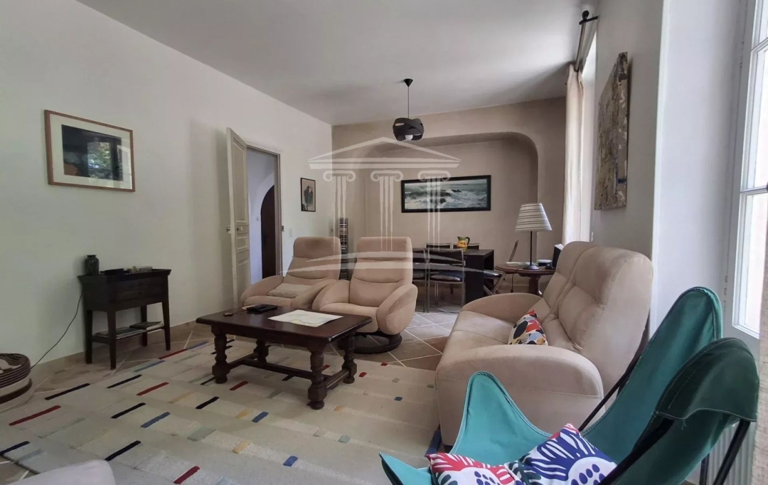 Annonces CARPENTRAS : Maison / Villa | SORGUES (84700) | 163 m2 | 450 000 &euro; 