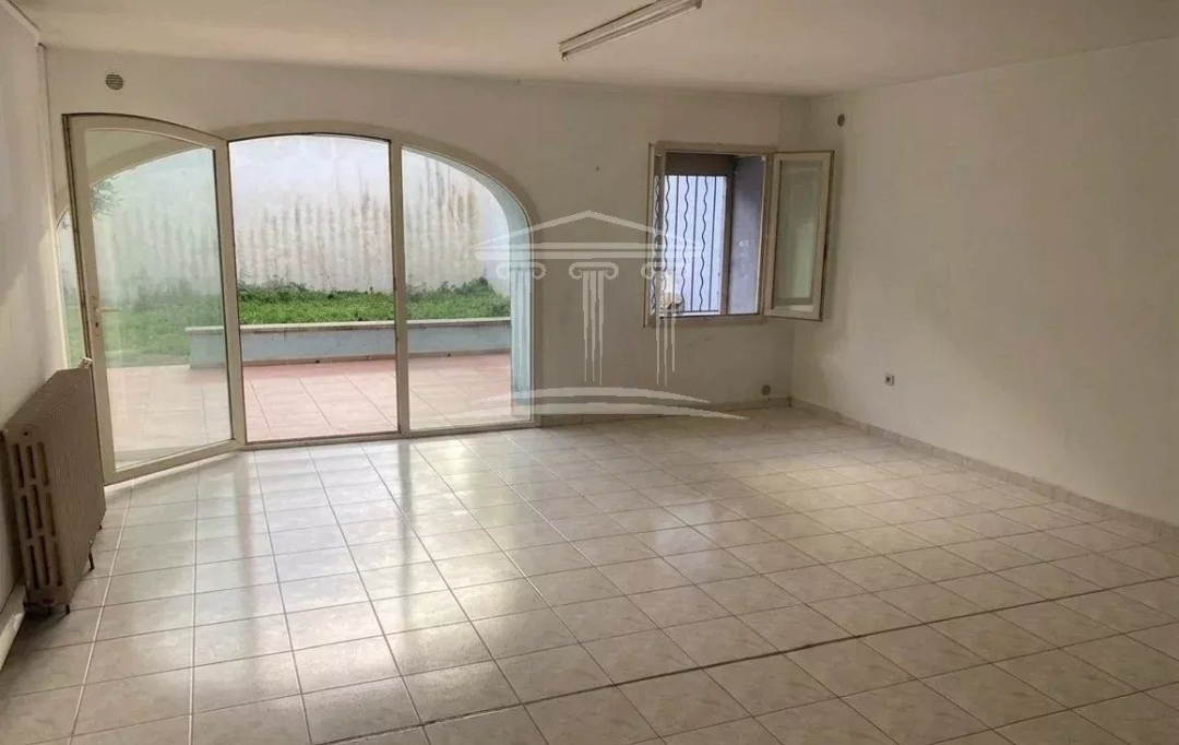 Annonces CARPENTRAS : Immeuble | SORGUES (84700) | 209 m2 | 315 000 &euro; 