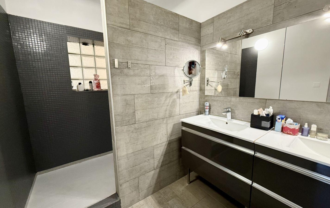 Annonces CARPENTRAS : Maison / Villa | VACQUEYRAS (84190) | 280 m2 | 930 000 &euro; 