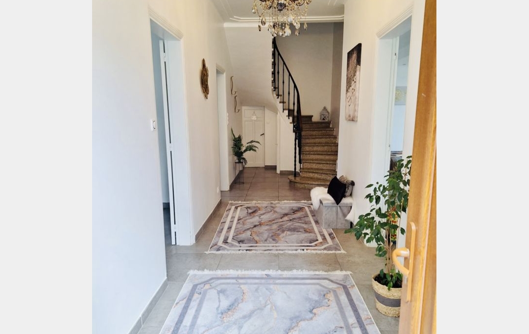 Annonces CARPENTRAS : Maison / Villa | VIOLES (84150) | 160 m2 | 280 000 &euro; 