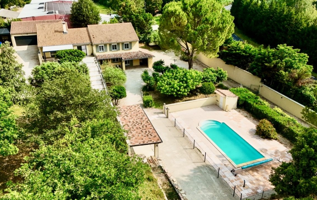 Annonces CARPENTRAS : Maison / Villa | VACQUEYRAS (84190) | 217 m2 | 660 000 &euro; 