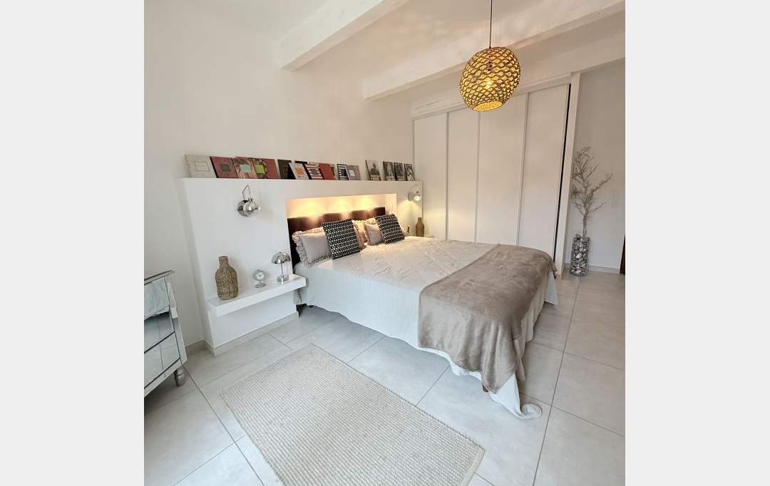 Annonces CARPENTRAS : Maison / Villa | JONQUIERES (84150) | 450 m2 | 850 000 &euro; 