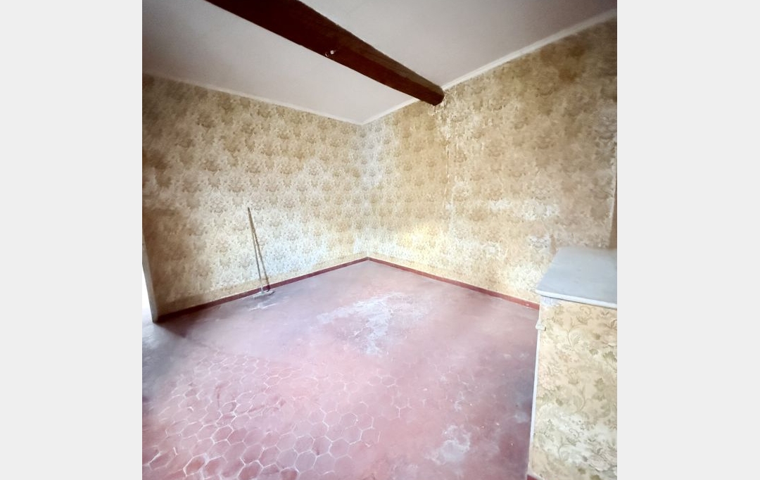Annonces CARPENTRAS : Maison / Villa | COURTHEZON (84350) | 300 m2 | 195 000 &euro; 