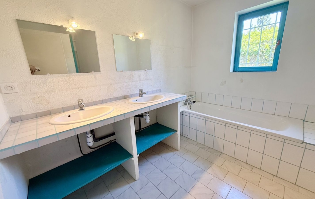 Annonces CARPENTRAS : Maison / Villa | BEAUMES-DE-VENISE (84190) | 127 m2 | 325 000 &euro; 