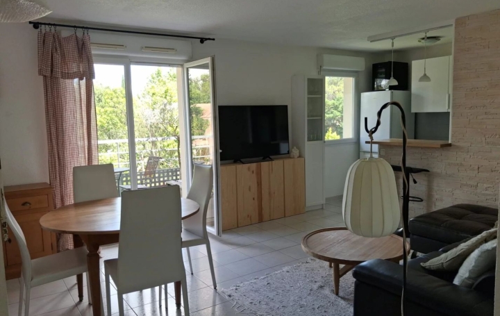  Annonces CARPENTRAS Appartement | SORGUES (84700) | 50 m2 | 670 € 