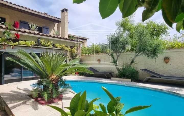 Maison   VEDENE  95 m2 267 000 € 