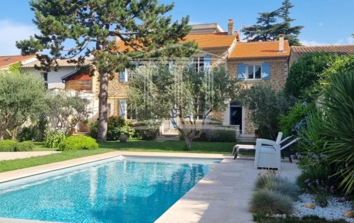  Annonces CARPENTRAS Maison / Villa | SORGUES (84700) | 185 m2 | 550 000 € 