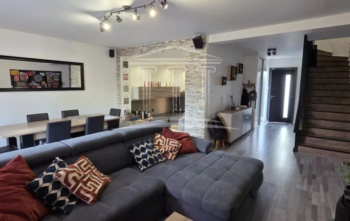  Annonces CARPENTRAS Maison / Villa | SORGUES (84700) | 105 m2 | 240 000 € 